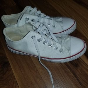 White Converse size 8.5